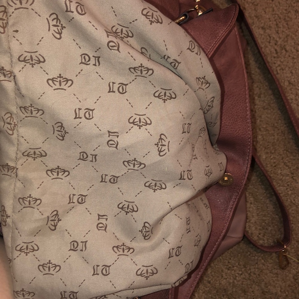 Purse - Picture 11 of 15
